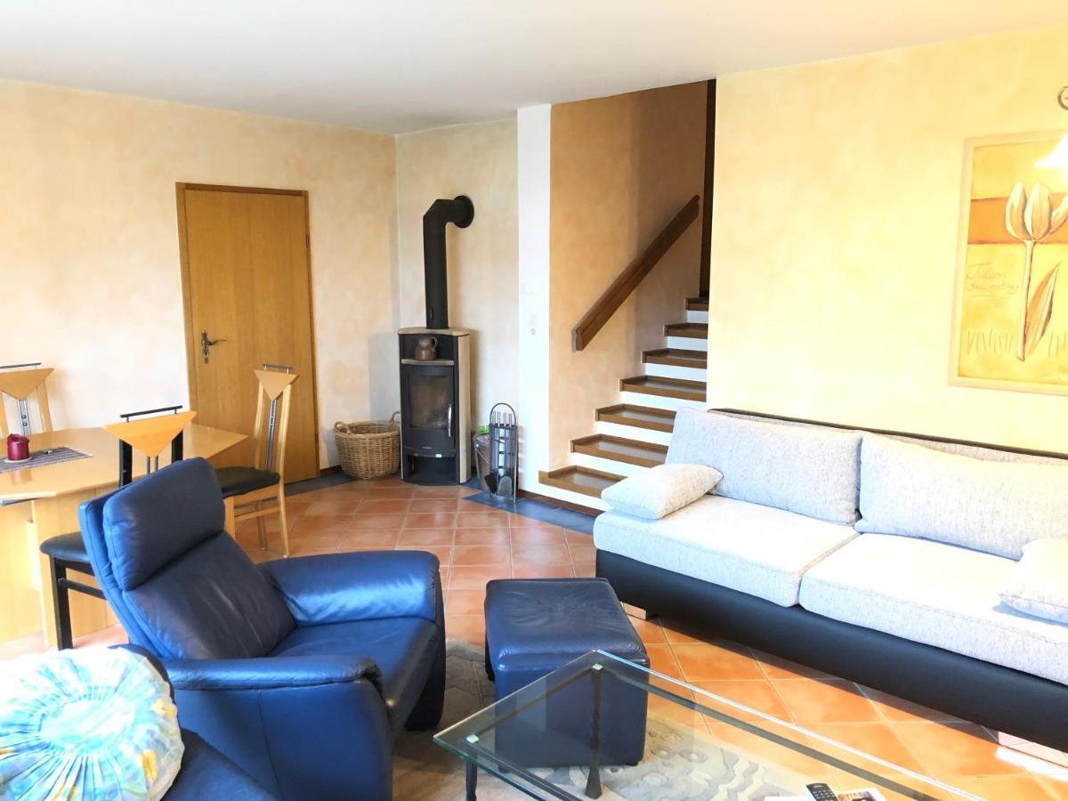 פולדה Ferienwohnung Rhoenblick מראה חיצוני תמונה