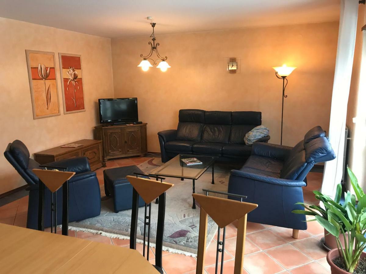 פולדה Ferienwohnung Rhoenblick מראה חיצוני תמונה