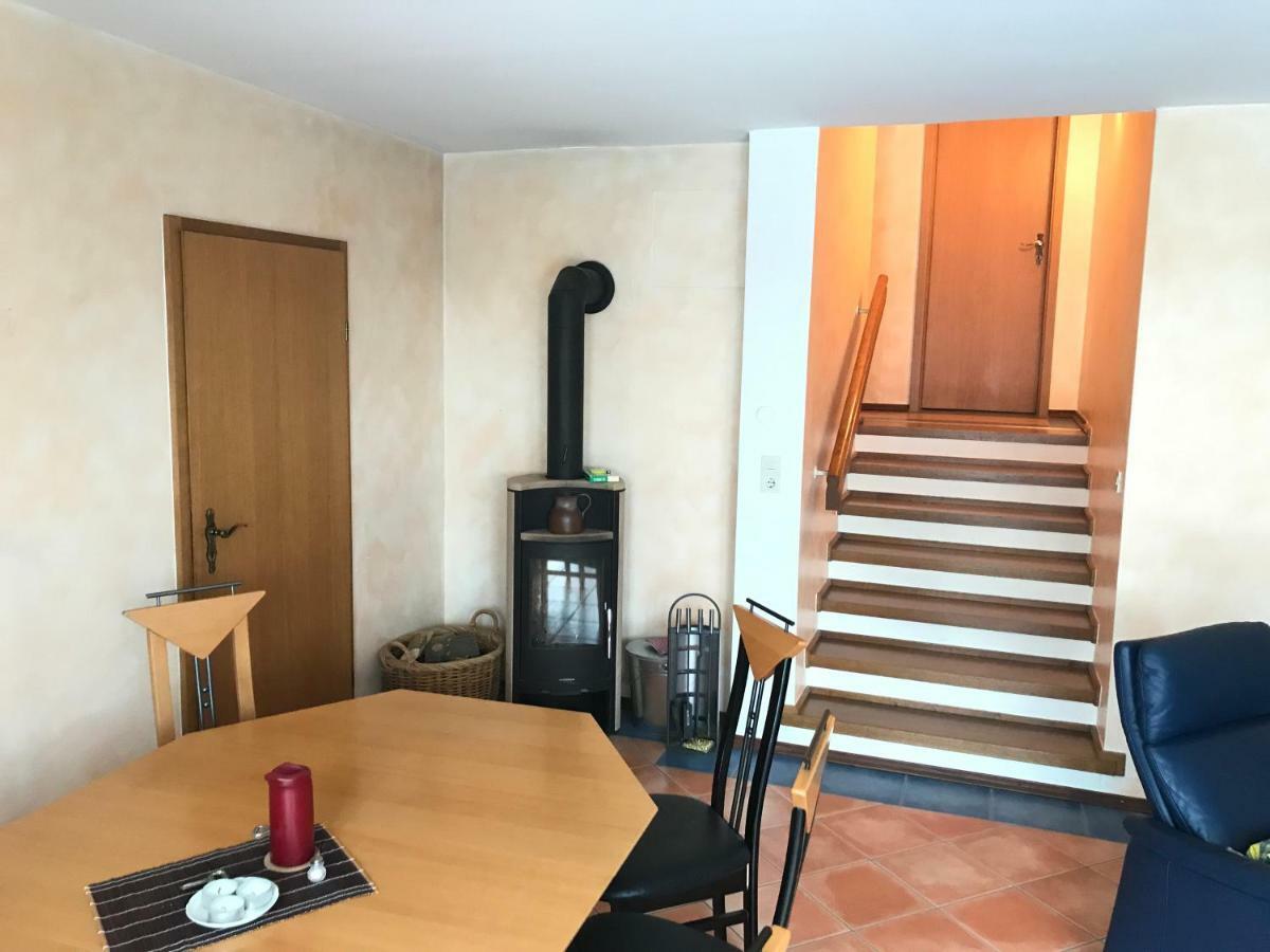 פולדה Ferienwohnung Rhoenblick מראה חיצוני תמונה